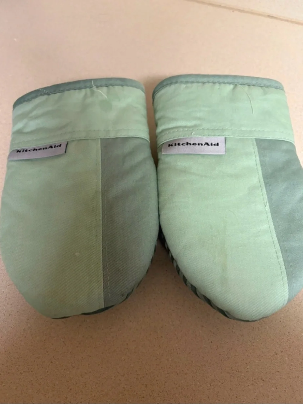 KitchenAid 4pc Oven Mitt/Pot Holder Set